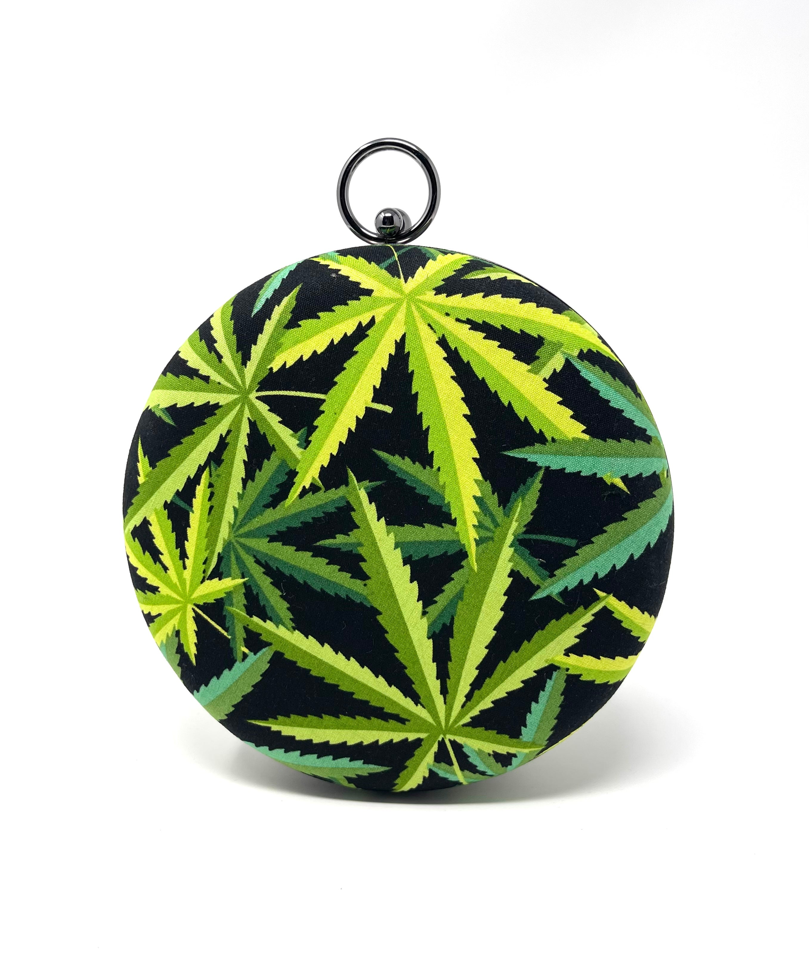 Green n Black Leaf Round