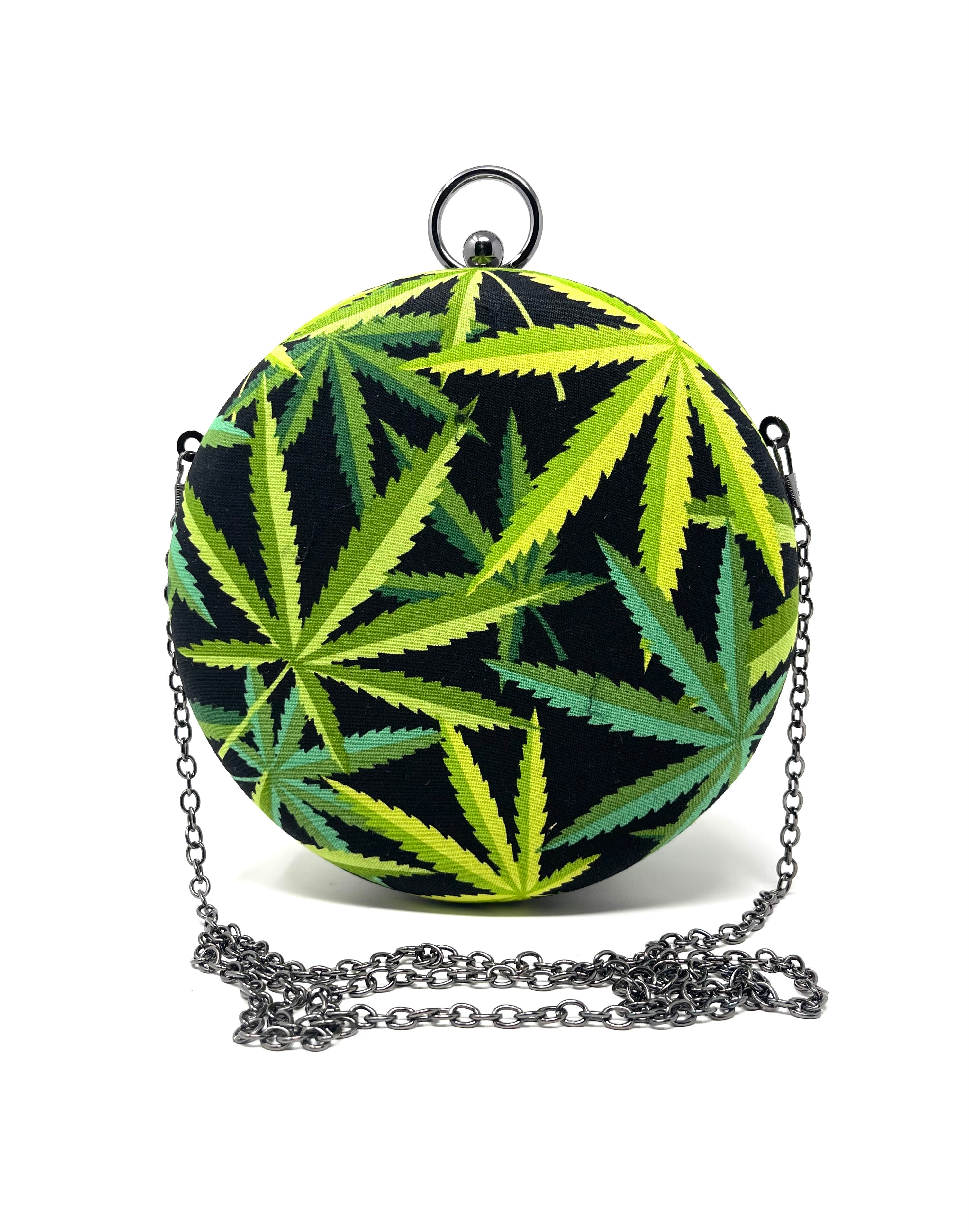 Green n Black Leaf Round